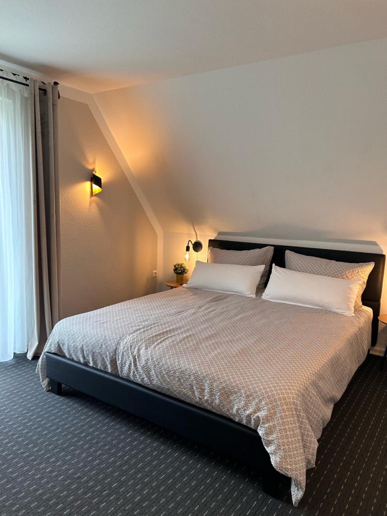 Haus Uebernachtenswert Cochem Mosel Ngoại thất bức ảnh