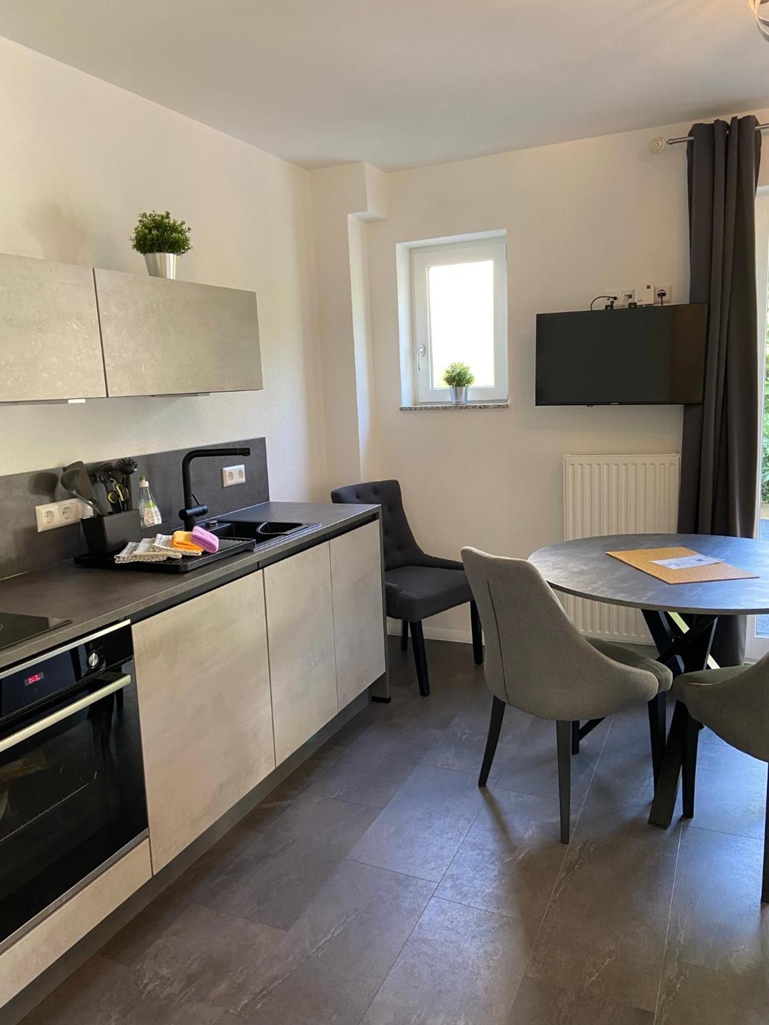 Haus Uebernachtenswert Cochem Mosel Ngoại thất bức ảnh