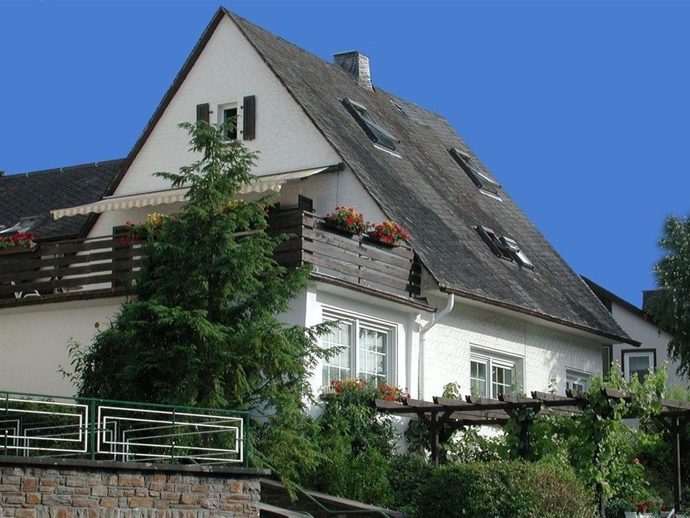 Haus Uebernachtenswert Cochem Mosel Apartment Ngoại thất bức ảnh